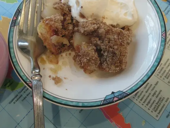Apple oat crumble